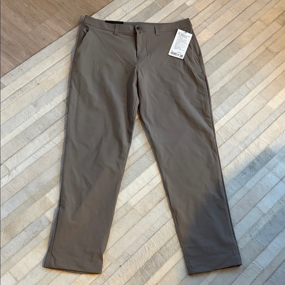 lululemon athletica Men's ABC Classic Fit Trouser Classic 33”x 32”- Nomad